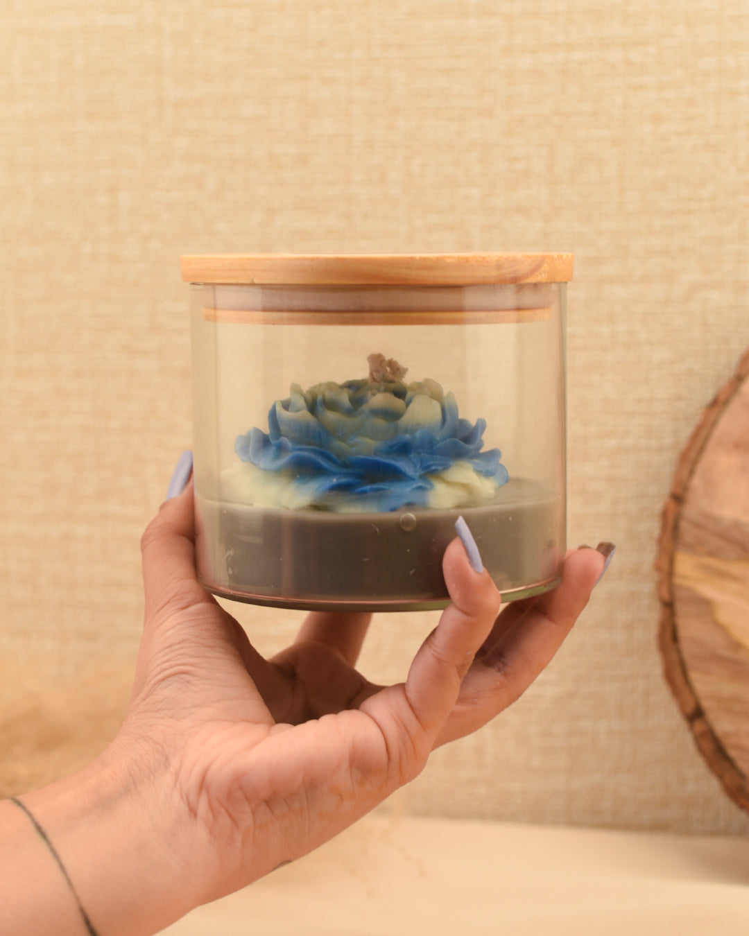 Niraamaya Candle by Vune